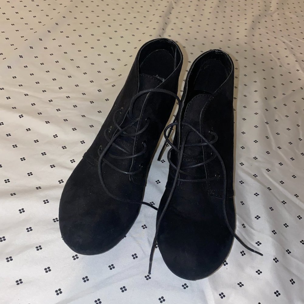 X-appeal Black Faux Suede Wedges Size 9